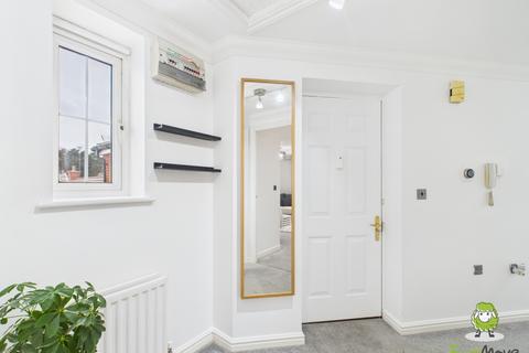 2 bedroom apartment for sale, DE PORT GARDENS, CHINEHAM, BASINGSTOKE, HAMPSHIRE, RG24