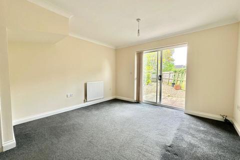 2 bedroom end of terrace house for sale, Hedgerow Road, Leicester, LE3