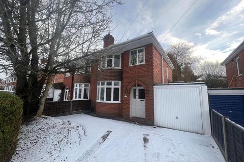 3 bedroom house to rent, Scott Avenue, Wolverhampton