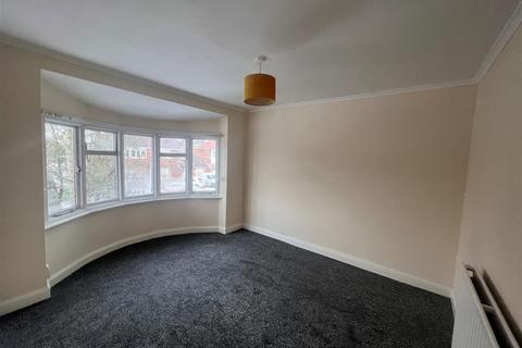 3 bedroom house to rent, Scott Avenue, Wolverhampton
