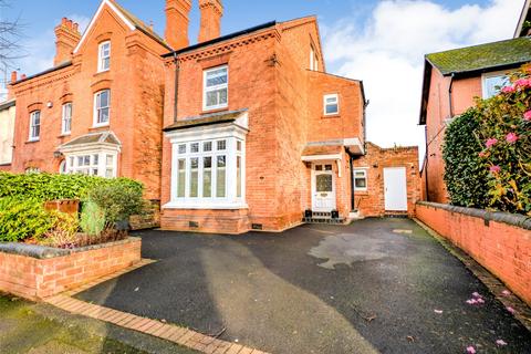 4 bedroom detached house for sale, Roden Avenue, Kidderminster, Worcestershire, DY10