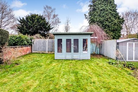 4 bedroom detached house for sale, Roden Avenue, Kidderminster, Worcestershire, DY10