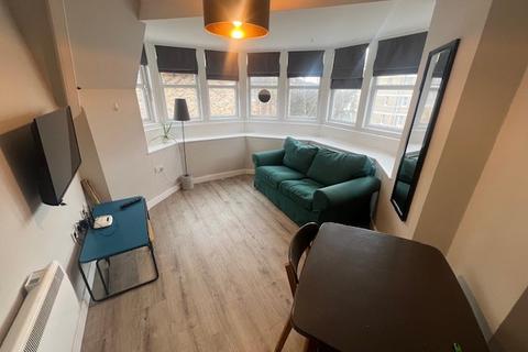 1 bedroom flat to rent, The Tralee, 76-78 St Michaels Road, Bournemouth, BH2