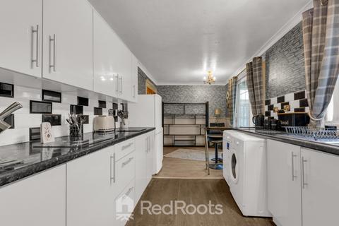 3 bedroom semi-detached house for sale, Moorshutt Road, Pontefract WF9