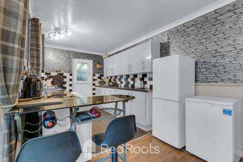3 bedroom semi-detached house for sale, Moorshutt Road, Pontefract WF9