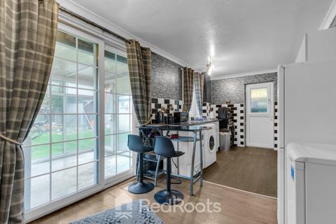 3 bedroom semi-detached house for sale, Moorshutt Road, Pontefract WF9