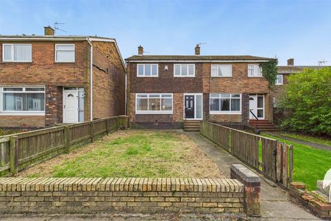 3 bedroom semi-detached house to rent, Eastbourne Square, Carley Hill, Sunderland