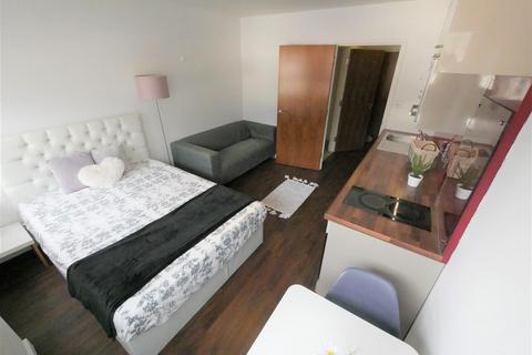 Studio to rent, Flat 6 Hill House, Bournemouth BH1