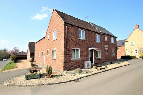 undefined, Leyland Close, Buckingham MK18