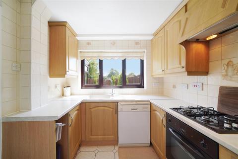 3 bedroom semi-detached house for sale, Rowland Avenue, Harrow HA3