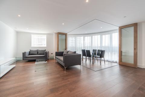 3 bedroom flat to rent, Gateway Tower, London E16