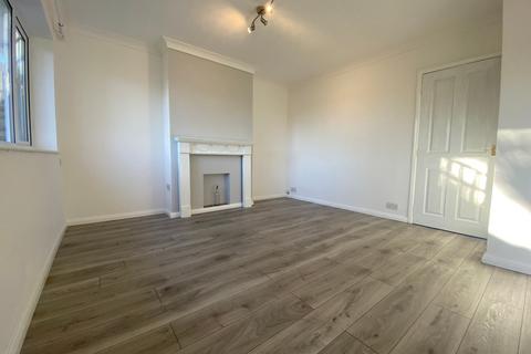 3 bedroom semi-detached house to rent, Churchill Avenue, Boothville, NN3 6NY