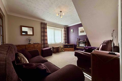 2 bedroom end of terrace house for sale, Wesel Avenue, Felixstowe, IP11