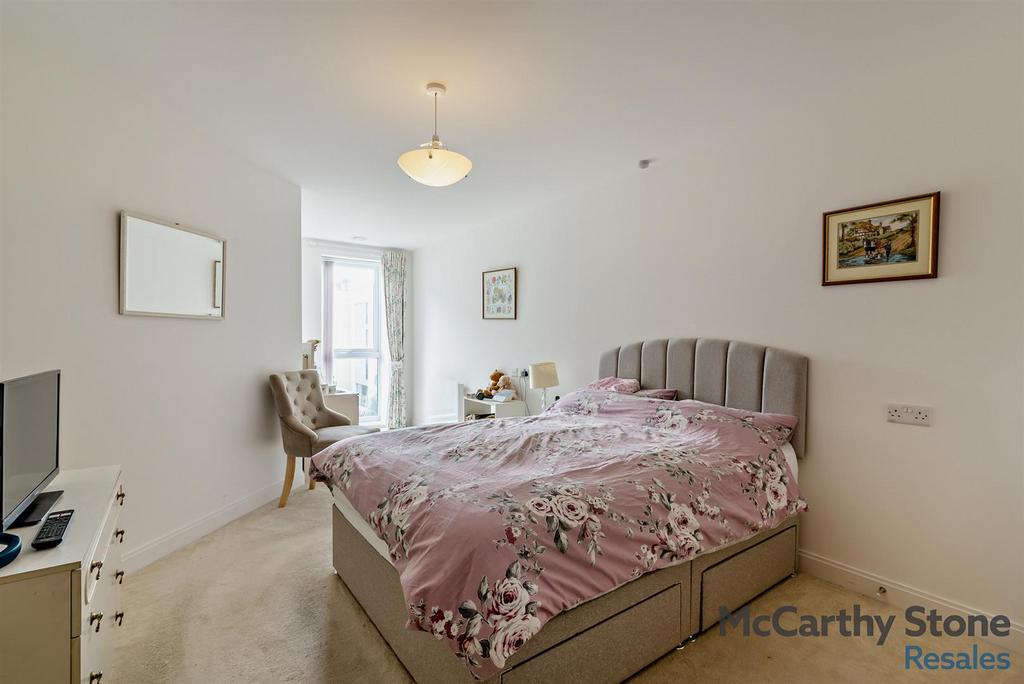 8671352-interior10-800.jpg