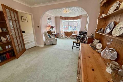 3 bedroom end of terrace house for sale, Cowley Road, Felixstowe, IP11