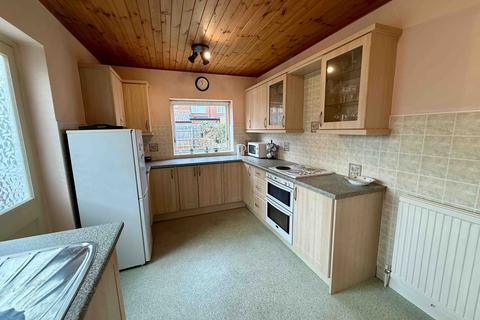 3 bedroom end of terrace house for sale, Cowley Road, Felixstowe, IP11