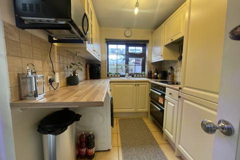 2 bedroom cottage to rent, High Street Walton, Felixstowe