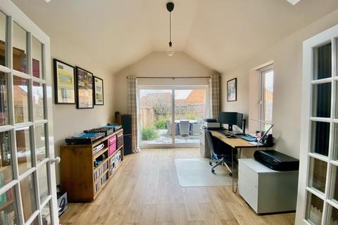 3 bedroom detached house for sale, Vetchfield, Orton Brimbles, Peterborough