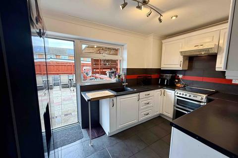 3 bedroom end of terrace house for sale, Gosford Way, Old Felixstowe, IP11