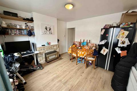 3 bedroom terraced house for sale, Maidstone Road, Felixstowe, IP11