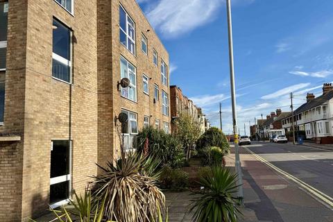 2 bedroom apartment for sale, Russell Court, Beach Station Road, Felixstowe, IP11