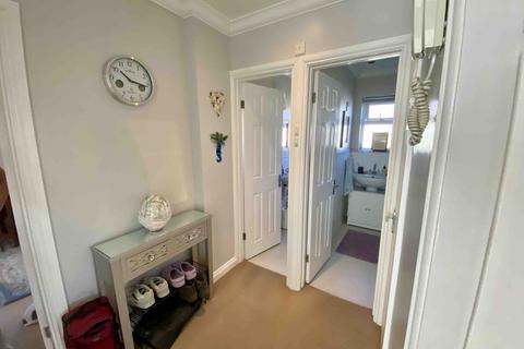 3 bedroom apartment for sale, Beatrice Avenue, Old Felixstowe, IP11