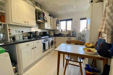 3 bedroom apartment for sale, Beatrice Avenue, Old Felixstowe, IP11