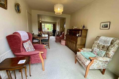 2 bedroom semi-detached bungalow for sale, Haven Close, Felixstowe, IP11
