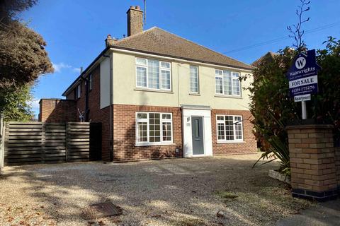 3 bedroom apartment for sale, Beatrice Avenue, Old Felixstowe, IP11