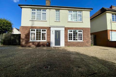 3 bedroom apartment for sale, Beatrice Avenue, Old Felixstowe, IP11