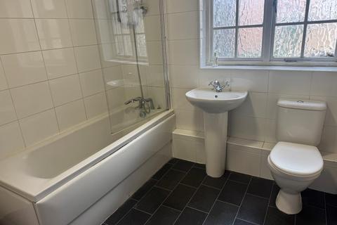 2 bedroom apartment to rent, Fore Street, Hertford SG14