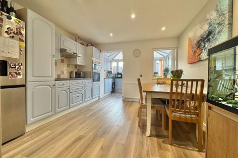 undefined, Pimpernel Close, Locks Heath