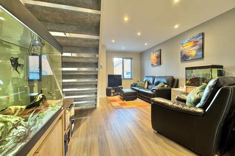 undefined, Pimpernel Close, Locks Heath