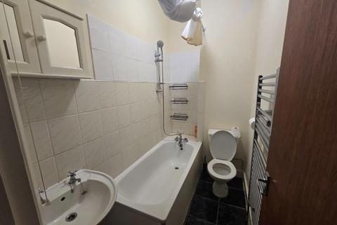2 bedroom apartment to rent, Brailsford Road, London, SW2