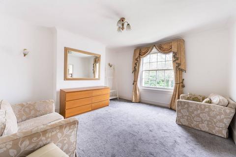 2 bedroom flat to rent, Holland Park Avenue, Holland Park, London, W11
