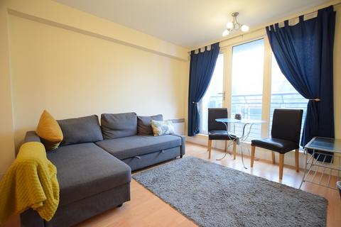 2 bedroom flat to rent, The Aspect Queen Street, City Centre, Cardiff. CF10 2GP