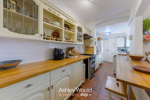 3 bedroom semi-detached house for sale, Abbey Road, Smethwick B67