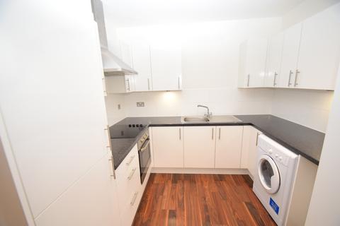 Studio to rent, Mendy Street, Buckinghamshire HP11