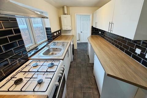 2 bedroom terraced house for sale, Alma Street, Staffordshire ST4