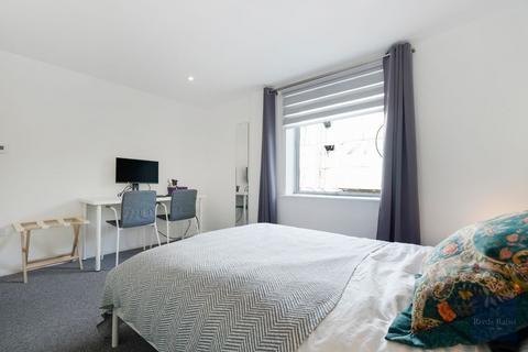 1 bedroom apartment for sale, Westminster Bridge Road, London SE1