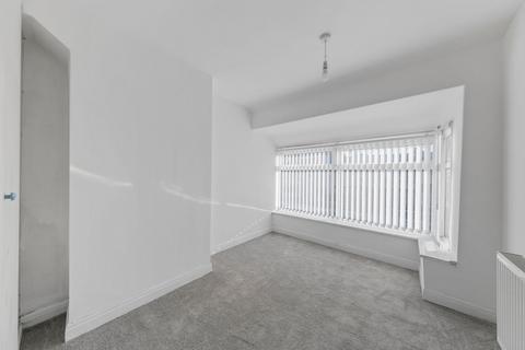 3 bedroom end of terrace house for sale, Old Liverpool Road, Warrington, WA5