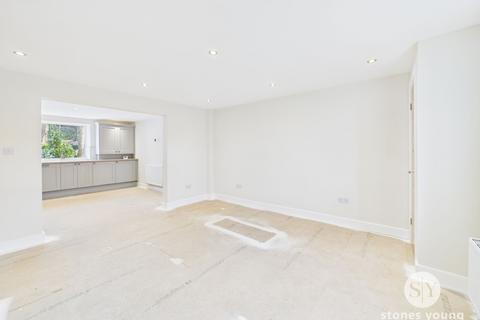 3 bedroom terraced house for sale, Knowsley Road, Wilpshire, BB1