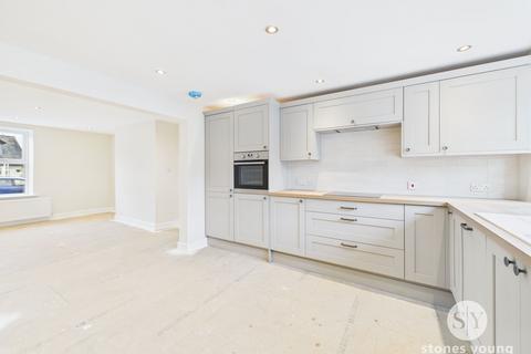 3 bedroom terraced house for sale, Knowsley Road, Wilpshire, BB1
