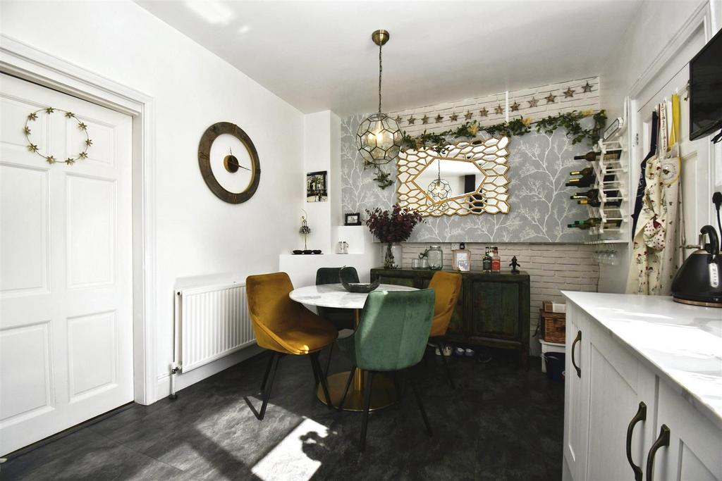 Dining Kitchen