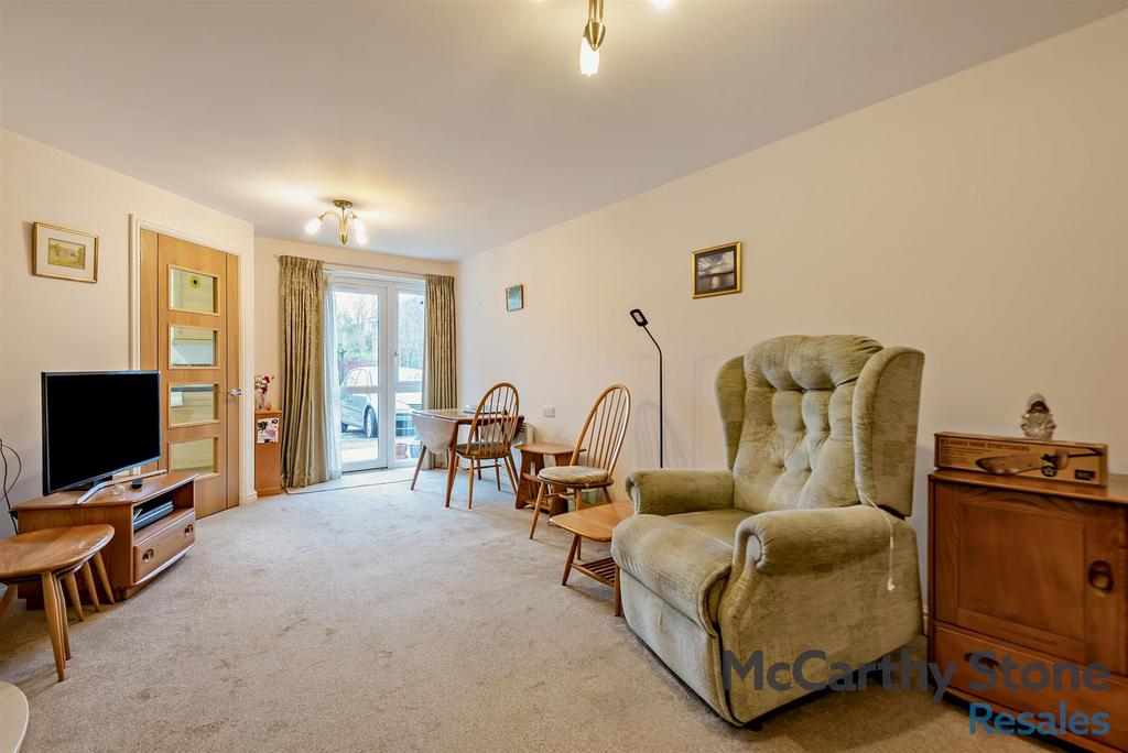 8673918-interior08-800.jpg