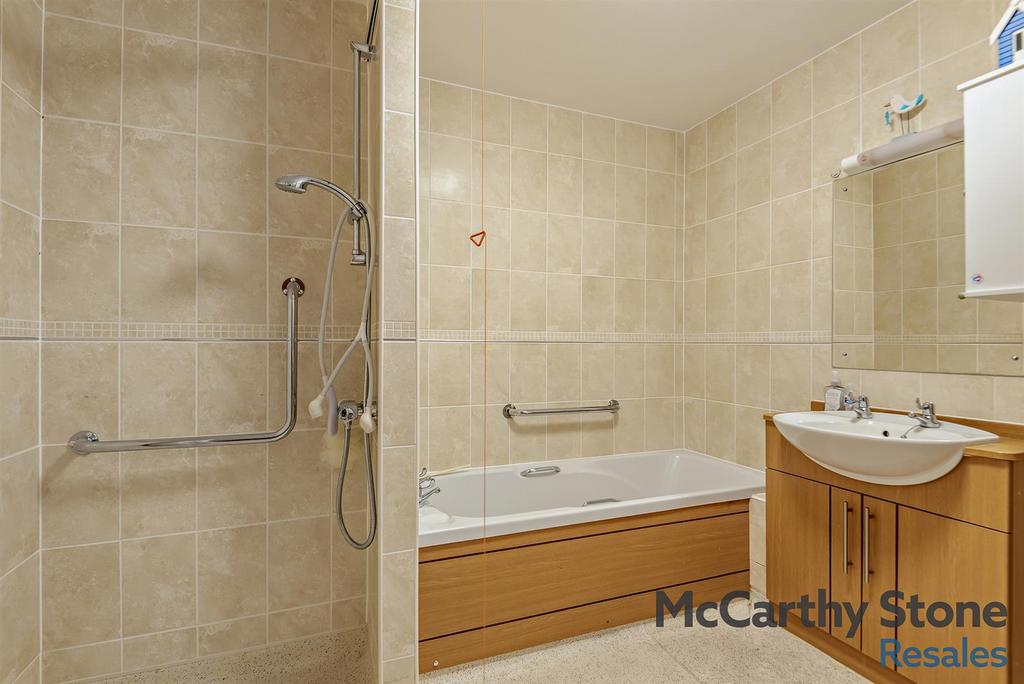 8673918-interior04-800.jpg
