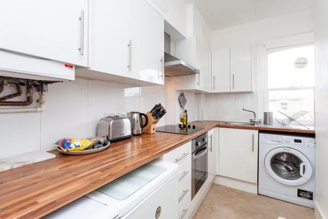 1 bedroom flat to rent, North Villas, London, NW1