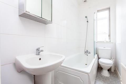 1 bedroom flat to rent, North Villas, London, NW1