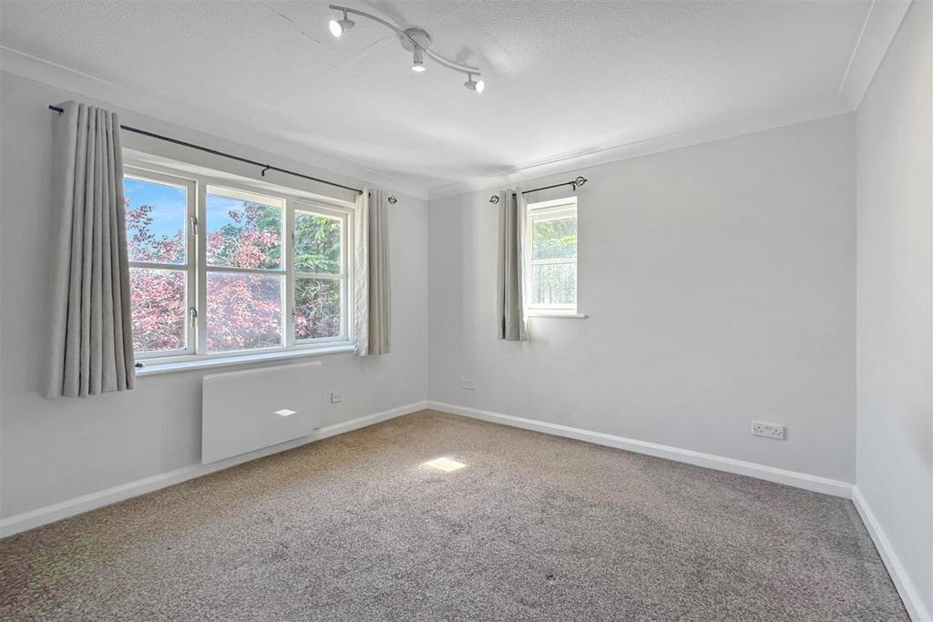 Bedroom (2)