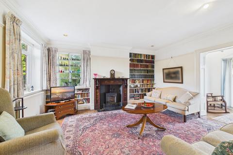 7 bedroom detached house for sale, 20 York Road, Driffield, YO25 5AU